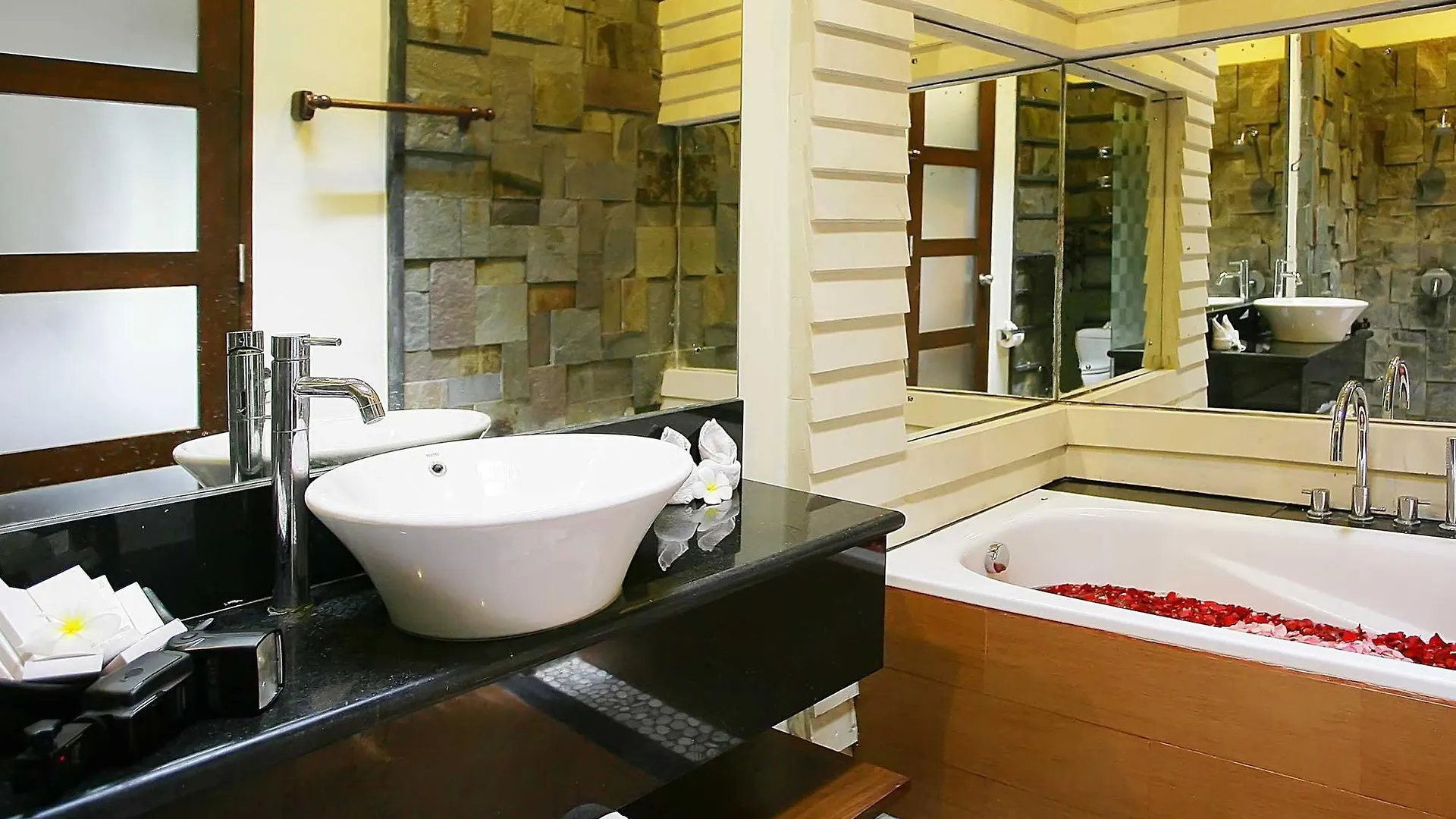 Taman Sari Bali Villas Kerobokan  Kerobokan (Bali)